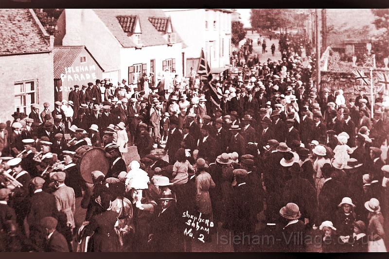 Islm2-1922-53.jpg - Mill Street    Isleham Parade 1922